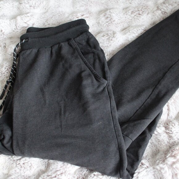 Takedown Joggers - Picture 1 of 2